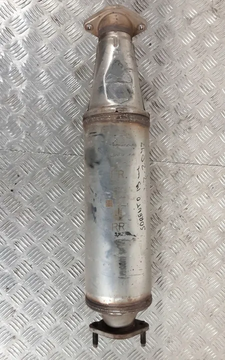 Kia Sorento Katalysator OEM 19F26G084 image 3