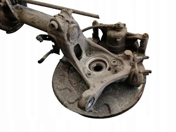 OEM 3Q0413031BN Voorlinker Schokdemperbevestiging VW Passat B8 image 3