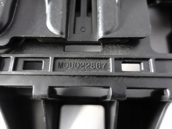 Support radar OEM 67277115 pour Renault Zoe 19-24 image 6