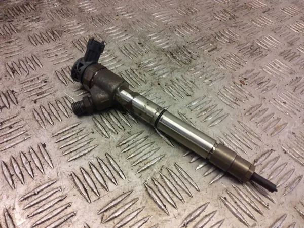 Injektor 55488616 Opel Antara Insignia Zafira 2.0 CDTI image 5