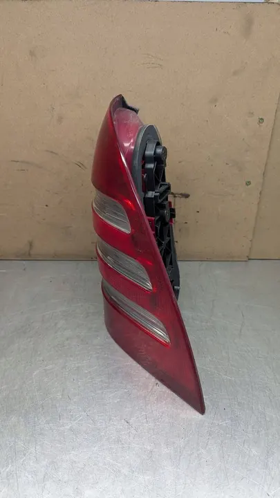 MERCEDES W203 00-04 ACHTERBUIST LAMP A2038201264 image 4