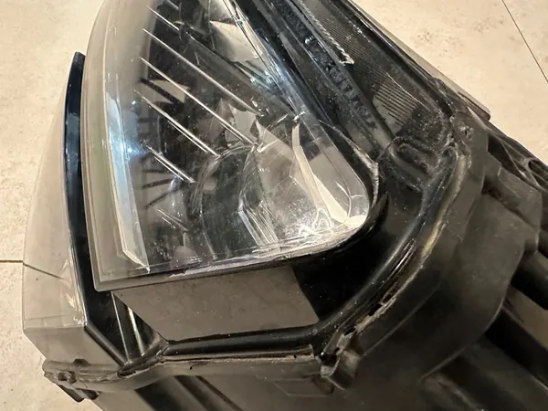 Farol dianteiro esquerdo Full LED Skoda Karoq image 5