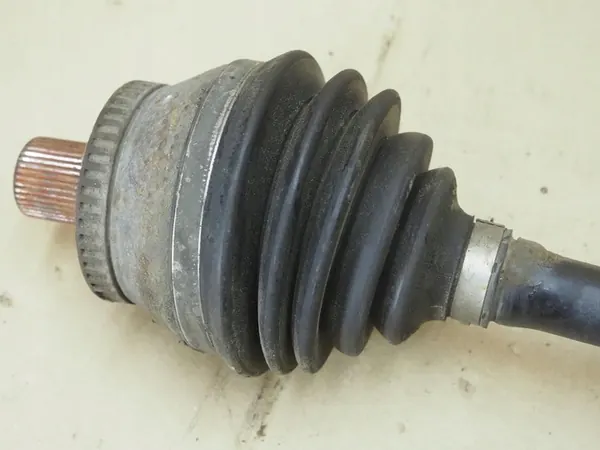 AUDI A4 B6 B7 2.5 TDI Halvaxel CV 8E0407272BJ image 9