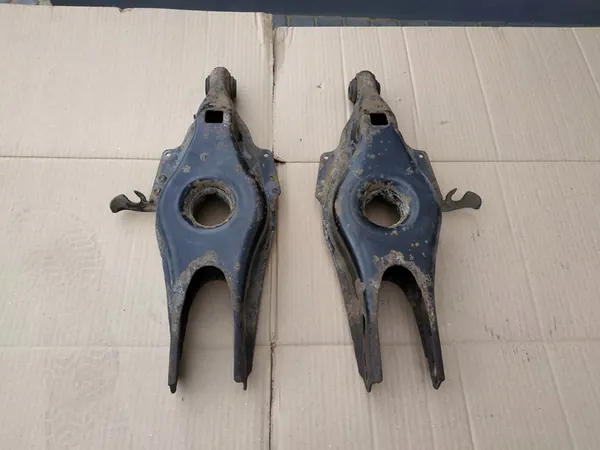 Braccio di Controllo Inferiore Mercedes E-Class W211 Sedan image 3