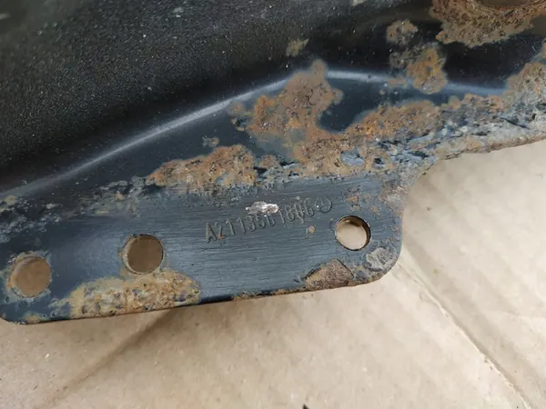 Braccio di Controllo Inferiore Mercedes E-Class W211 Sedan image 5