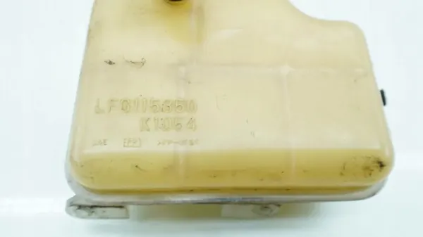 Mazda MX-5 NC expansionsbehållare OEM LFG115350 image 4