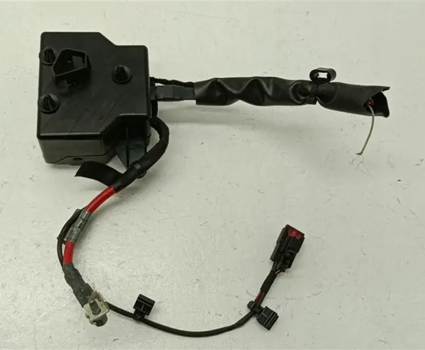 Mercedes W204 Pluspol-Batteriekabel OEM A2045409813 image 5