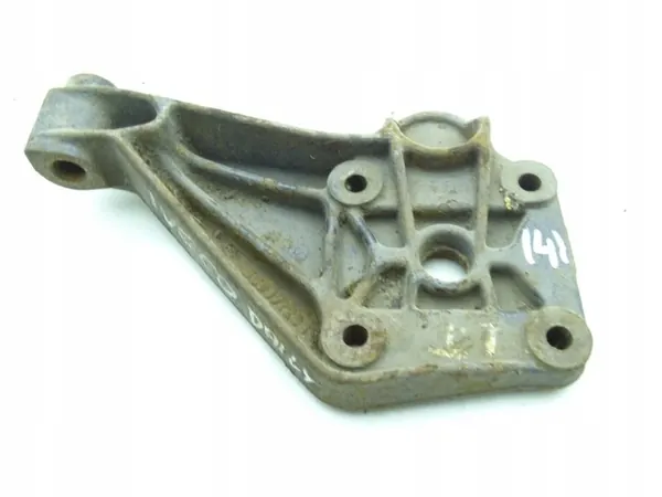 Iveco Daily IV/V 06-14 Linker Achter Veerbeugel OEM 500371285 image 2