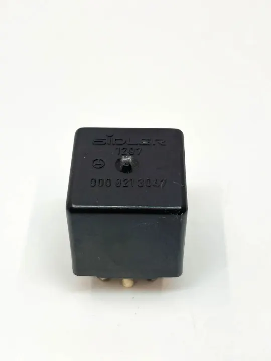 Relais OEM A0008213047 pour Mercedes-Benz SL R107 image 2