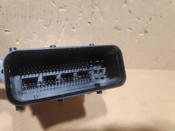 Module AdBlue OEM 0281034702 pour Renault Master image 3
