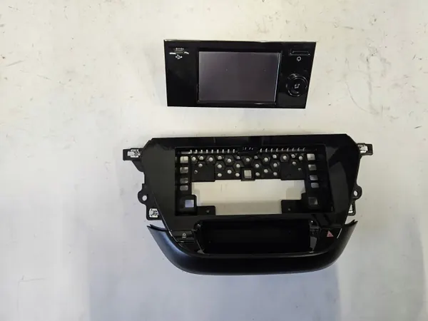 Opel Corsa F Radionäyttö OEM 9836756380 39185223 image 2