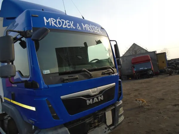 MAN TGL Euro 6 Cabine, Bumper, Motor, Versnellingsbak - kabina man TGL image 10