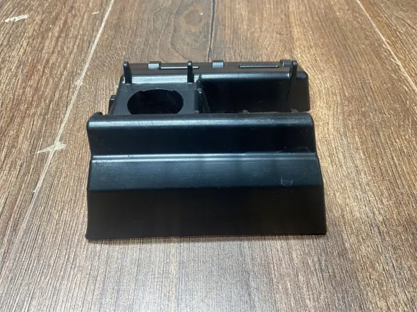 PDC-sensorbeugel OEM 9J0807289 Links Achter Porsche Taycan image 4