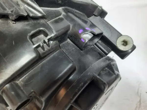 Volkswagen Golf V 03-10 Vasemman Oikean Etuvalon image 5