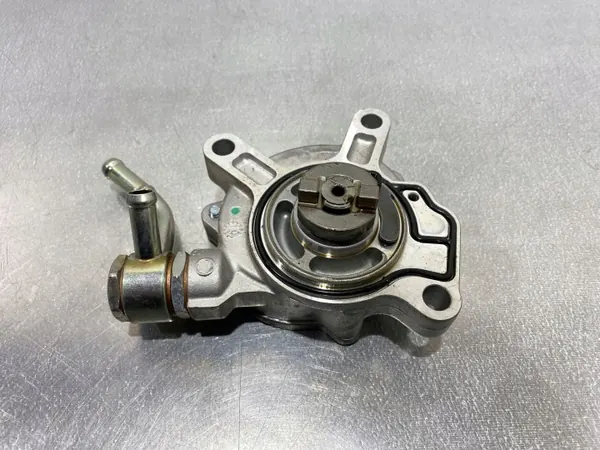 Pompe à vide Mazda CX-3 OEM PSED18G00 - Occasion image 2