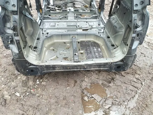 Rear Bumper Strap Peugeot 5008 I KTGA image 1