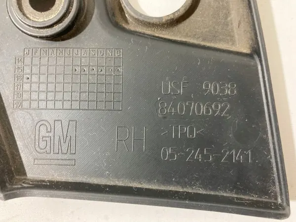 OEM 84070692 Rechte Rückleuchtenabdeckung Camaro VI image 3