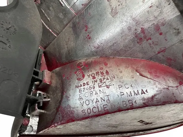 Luz trasera izquierda Renault Modus 2007 image 4