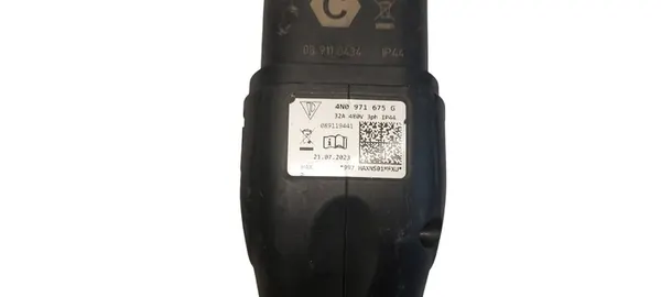 Laddningsrör AUDI A8 S8 D5 4N0971675G image 3