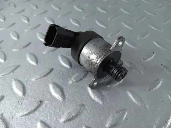 Capteur de pression carburant OEM 0928400750 Kia Ceed image 4