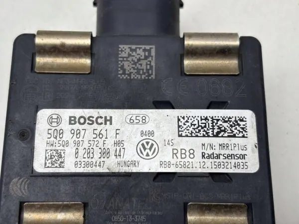 Radar Distronic Skoda OE 5Q0907561F - Usado image 5