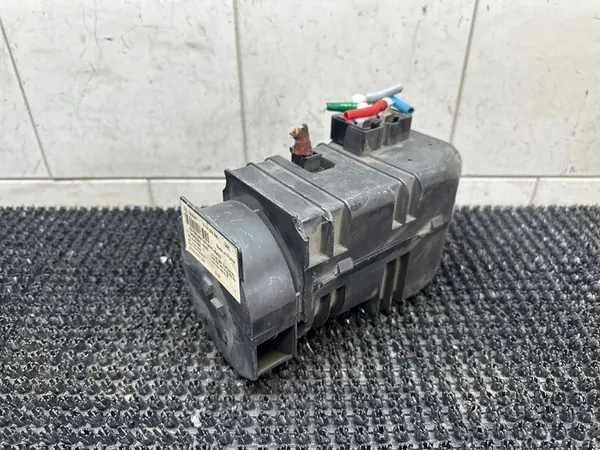 Mercedes W221 W216 Dynamic Seat Pump A2218001348 image 1