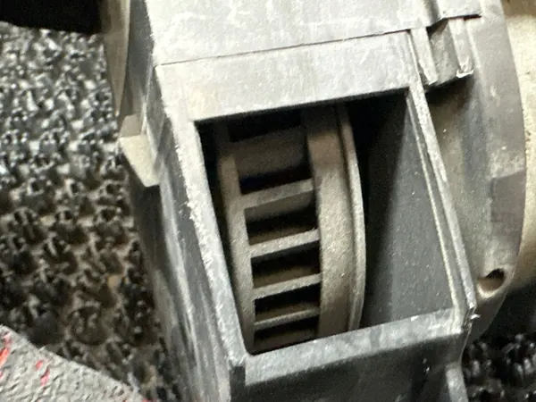 Mercedes W221 W216 Dynamic Seat Pump A2218001348 image 4