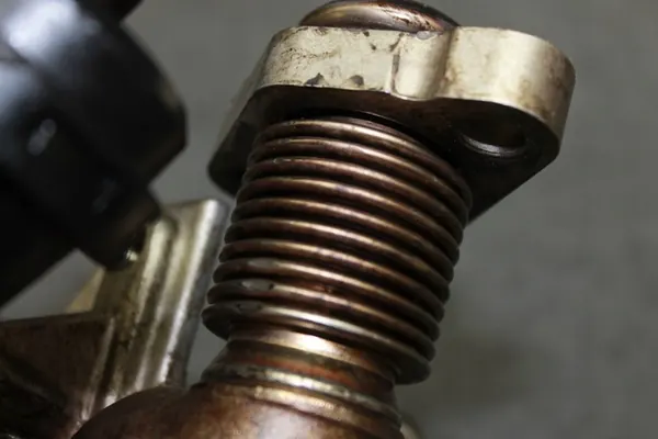 BMW E90 F01 F10 E70 Enfriador EGR 7805446 image 5