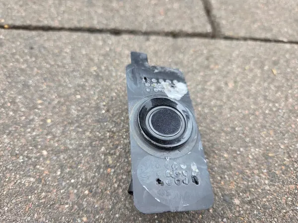 Nissan Qashqai J11 PDC-Sensor + Rechter Korb 284384EA2A image 2