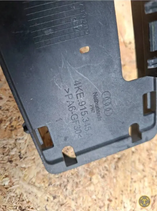 Soporte computadora motor Audi e-tron OEM 4ke915345a image 5