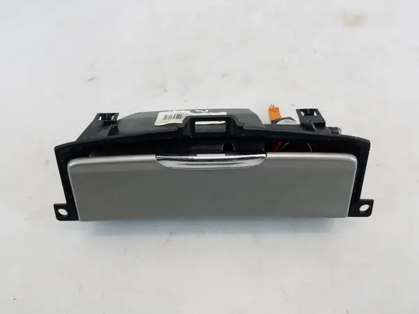 Cendrier Ford Mondeo MK4 OEM 8M21-U04788 image 2