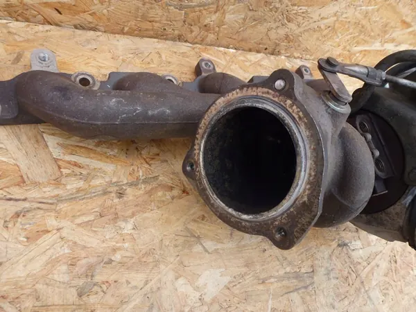 Turbo para Volvo 53049700033 image 3