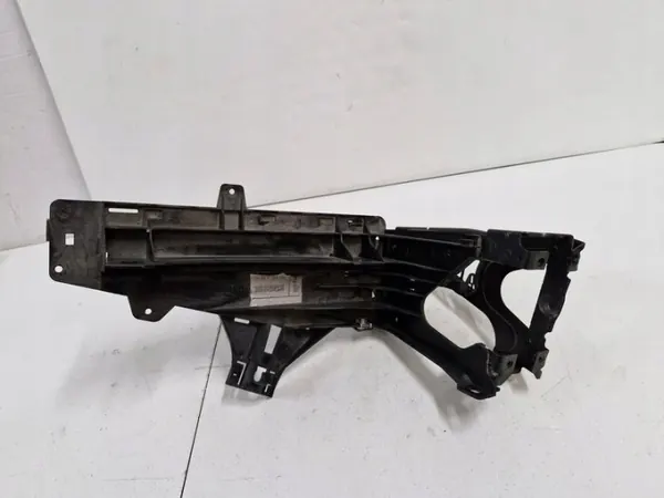 BMW 7-sarja F01/F02 oikea etuvalo OEM 51647184160 image 7