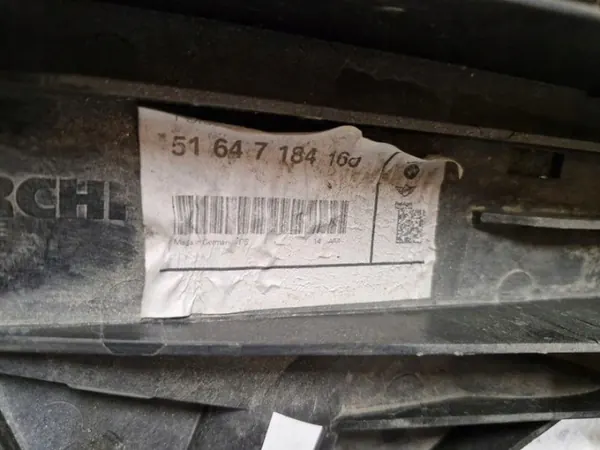 BMW 7-sarja F01/F02 oikea etuvalo OEM 51647184160 image 8