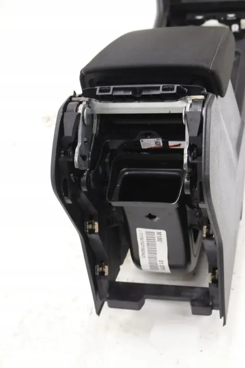 VW Tiguan 5NA Mittelkonsole Armlehne OEM 5NB907044 image 4