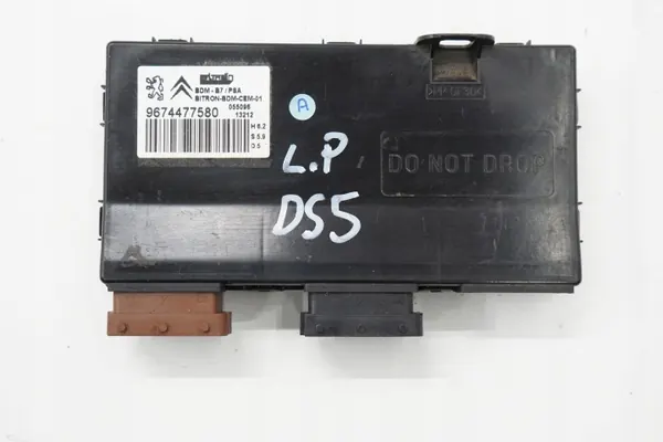 Sätstyrningsmodul Citroen DS5 OEM 9674477580 image 2