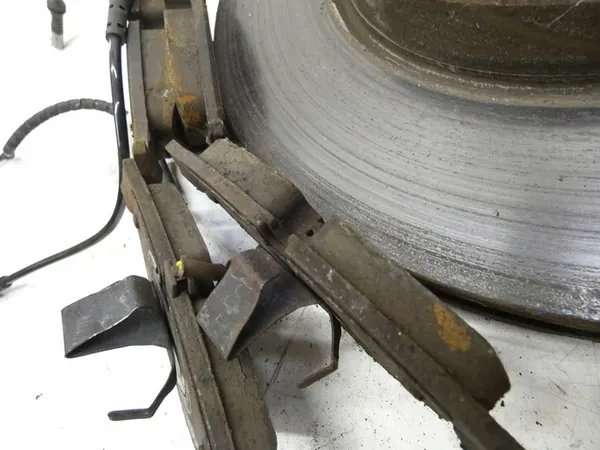 Discos de Freio Dianteiros BMW F10 F11 F12 F13 345mm OEM 34116884301 image 6