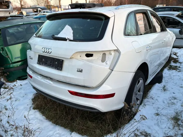 Audi OE AdBlue-putki 8R0131984AB Q5 8R:lle image 5