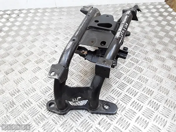 Cadre auxiliaire Land Rover Discovery 2020 pla5060 image 9