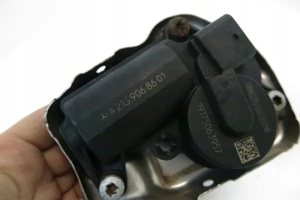 Actuateur de volet d'échappement OEM A2139068601 Mercedes image 4