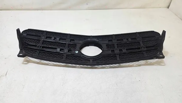 Mercedes GLA W156 jäähdyttimen ritilä OEM A156888040 image 5