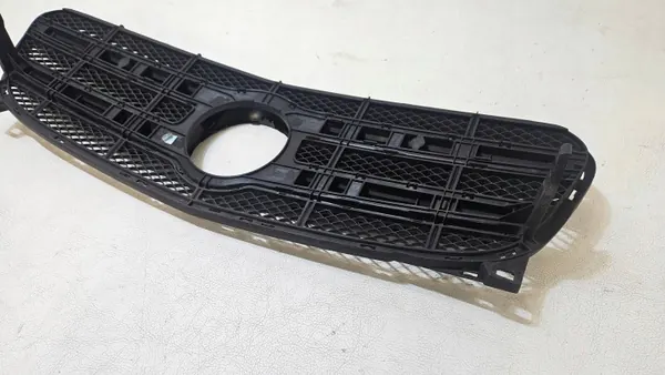 Mercedes GLA W156 jäähdyttimen ritilä OEM A156888040 image 7