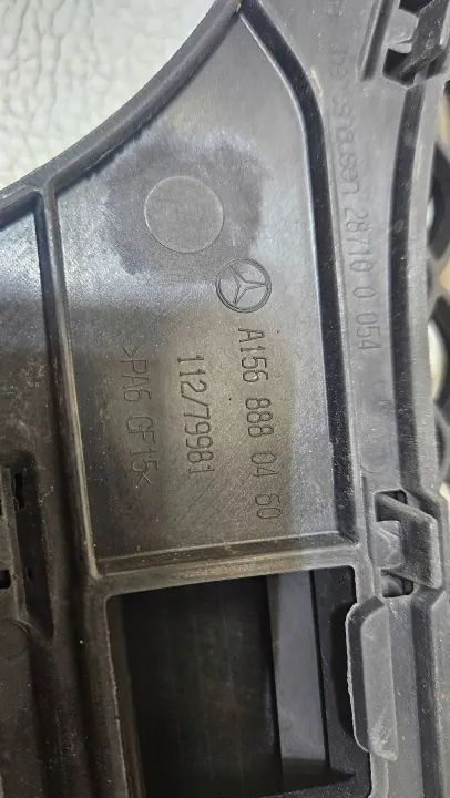 Mercedes GLA W156 jäähdyttimen ritilä OEM A156888040 image 9