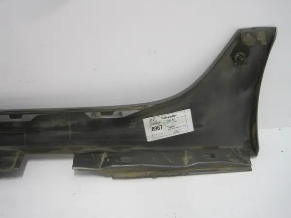 Oikea kynnyslista OEM 4G0853860D Audi A6 C7:lle image 9