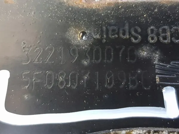 LEON III 2016-2020 Etupuskuri, Vaurioitunut 5F0807109BC image 5