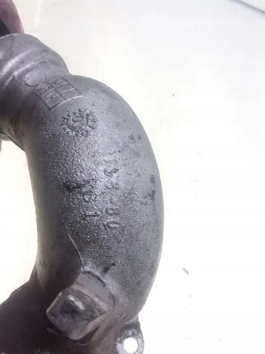 Begagnad Peugeot EGR-rör OEM 15880 för 307 image 5