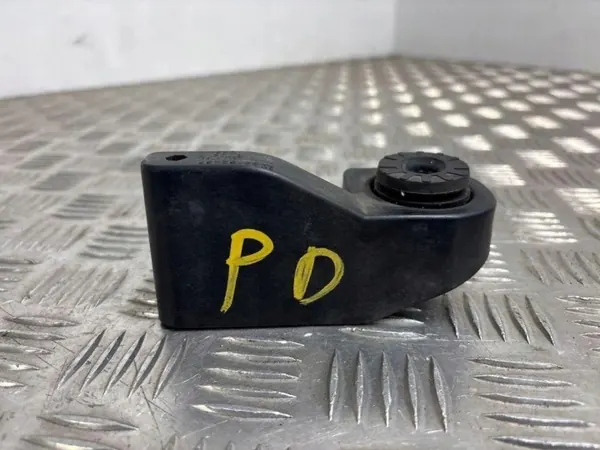 Opel OE 39162457 Jäähdyttimen kiinnike image 2