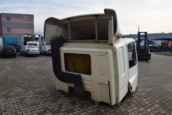 DAF OE Kabinenskelett mit Türen - Gebrauchter Zustand image 4