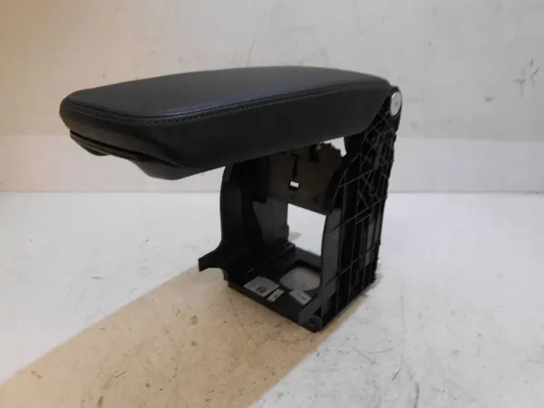 Middenarmsteun OEM 5E3864207 in leer image 3