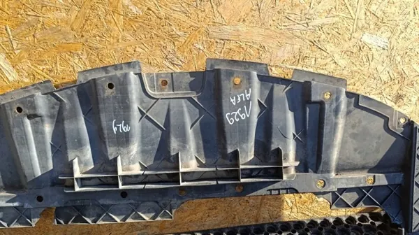 Alfa Romeo Giulietta Frontstoßstangenabdeckung OEM 50518462 image 3